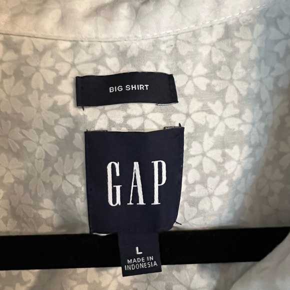 GAP Ivory Floral Long Sleeve Shirt - Picture 5 of 6